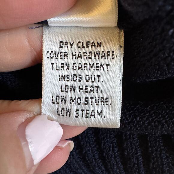 St. John Knit Legacy Collection Zip Front Sweater Size 14 Navy Blue EUC Luxury - Picture 13 of 13